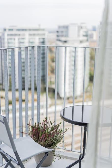 City Sky Studio Mit Balkon Βιέννη Εξωτερικό φωτογραφία