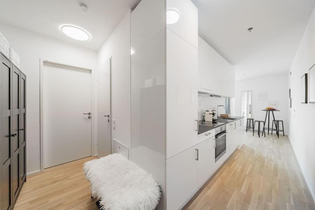 City Sky Studio Mit Balkon Βιέννη Εξωτερικό φωτογραφία