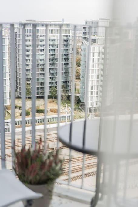 City Sky Studio Mit Balkon Βιέννη Εξωτερικό φωτογραφία